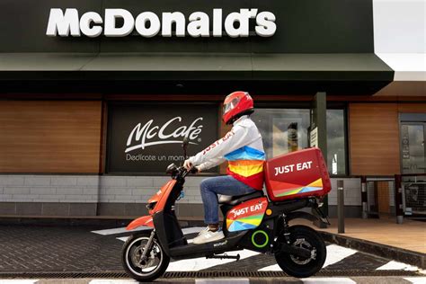 mcdonald's delivery service